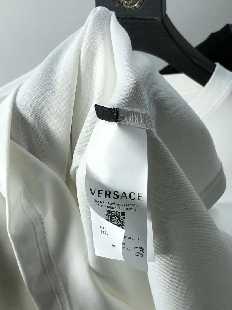 Stretchable Versace T-Shirts 175349