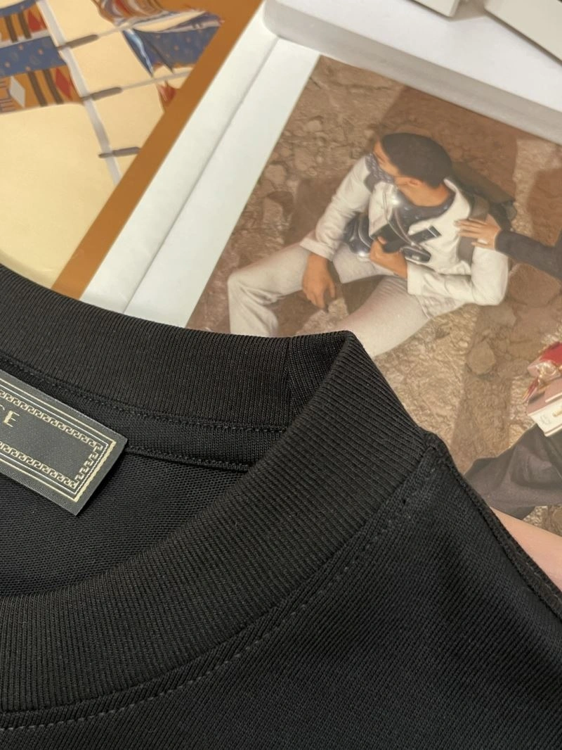 Affordable Versace T-Shirts 175336
