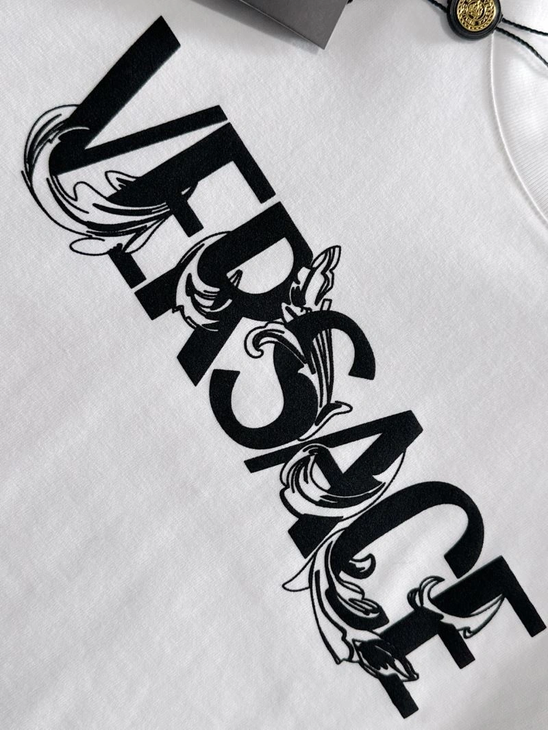 Functional Versace T-Shirts 175333