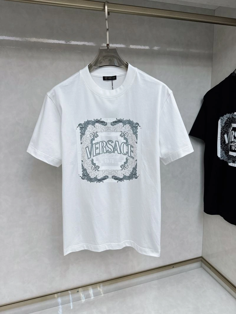 Versace T-Shirts UrbanChic 175330