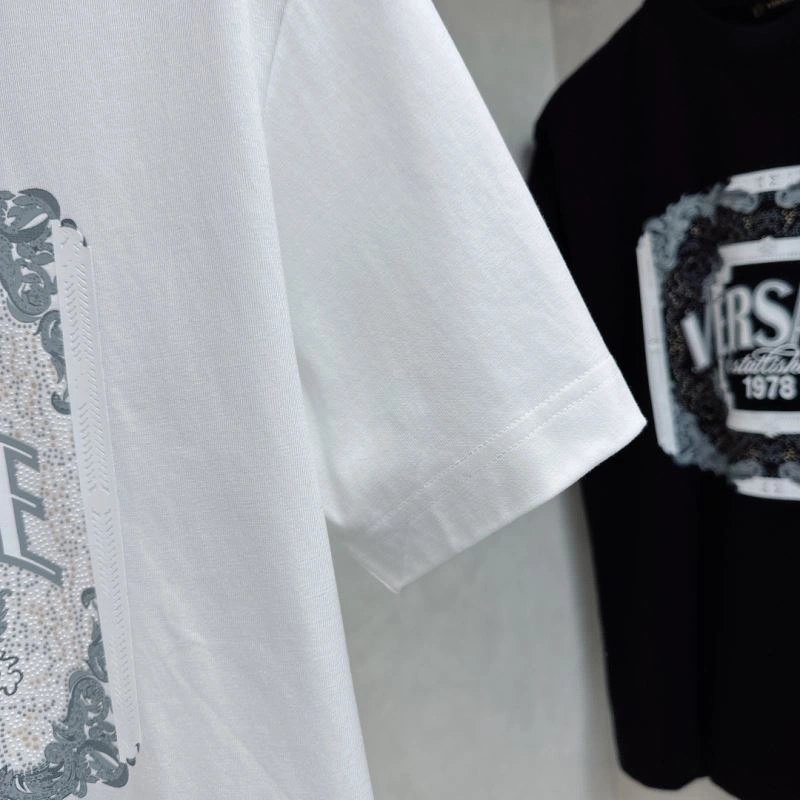 Versace T-Shirts UrbanChic 175330