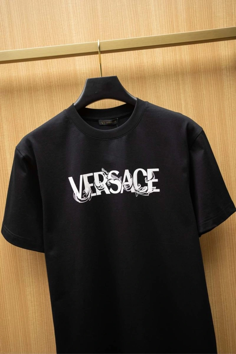 Compact Versace T-Shirts 175313