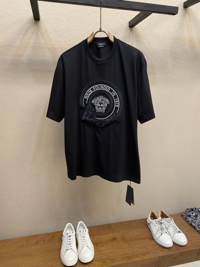 Versace T-Shirts WaterResistant 175405