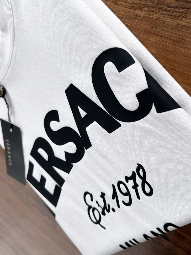 Lightweight Versace T-Shirts 175353