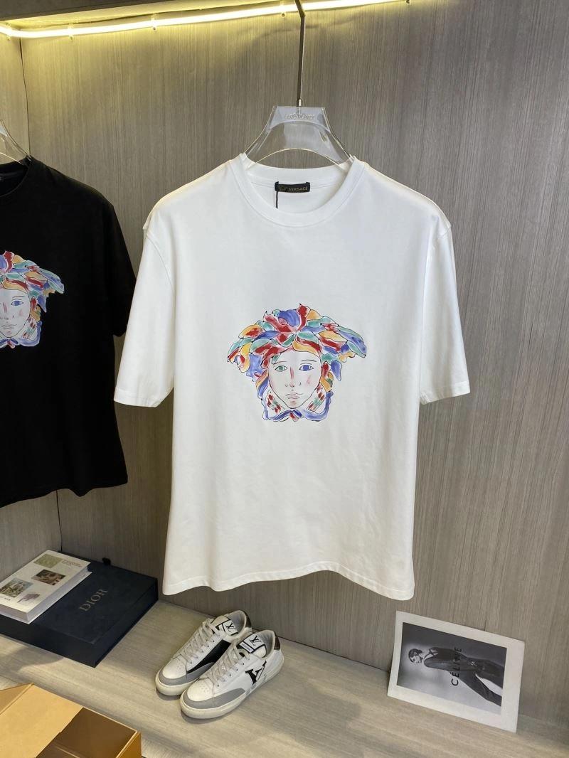 Fashionable Versace T-Shirts 175307