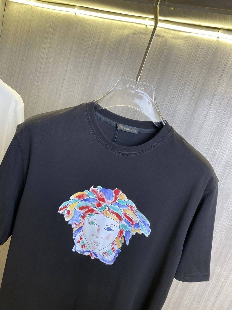 Fashionable Versace T-Shirts 175307