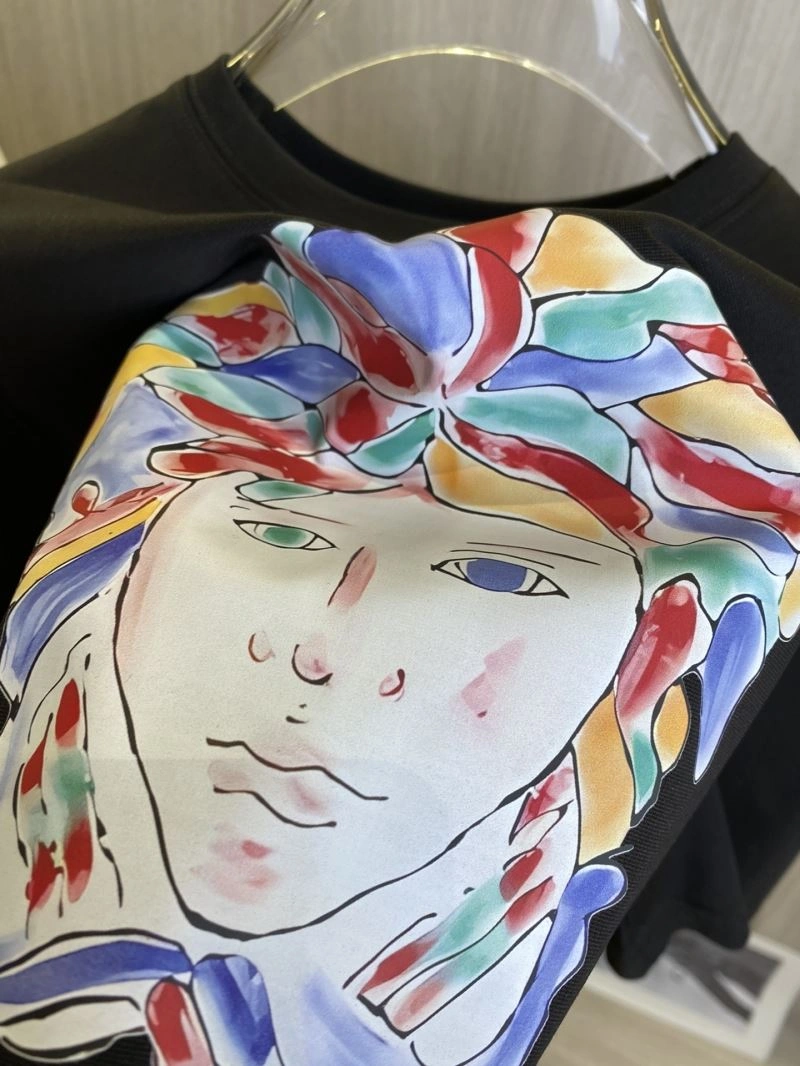 Fashionable Versace T-Shirts 175307