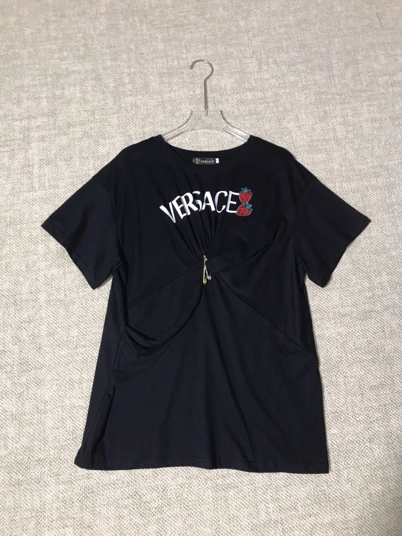 Trendsetting Versace T-Shirts 175031