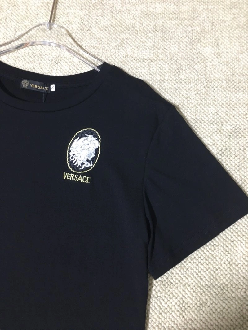 Versatile Versace T-Shirts 175029