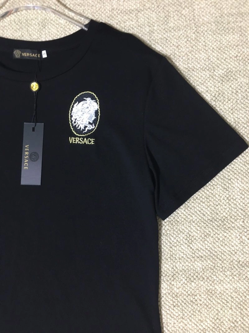 Versace T-Shirts UrbanStyle 175028
