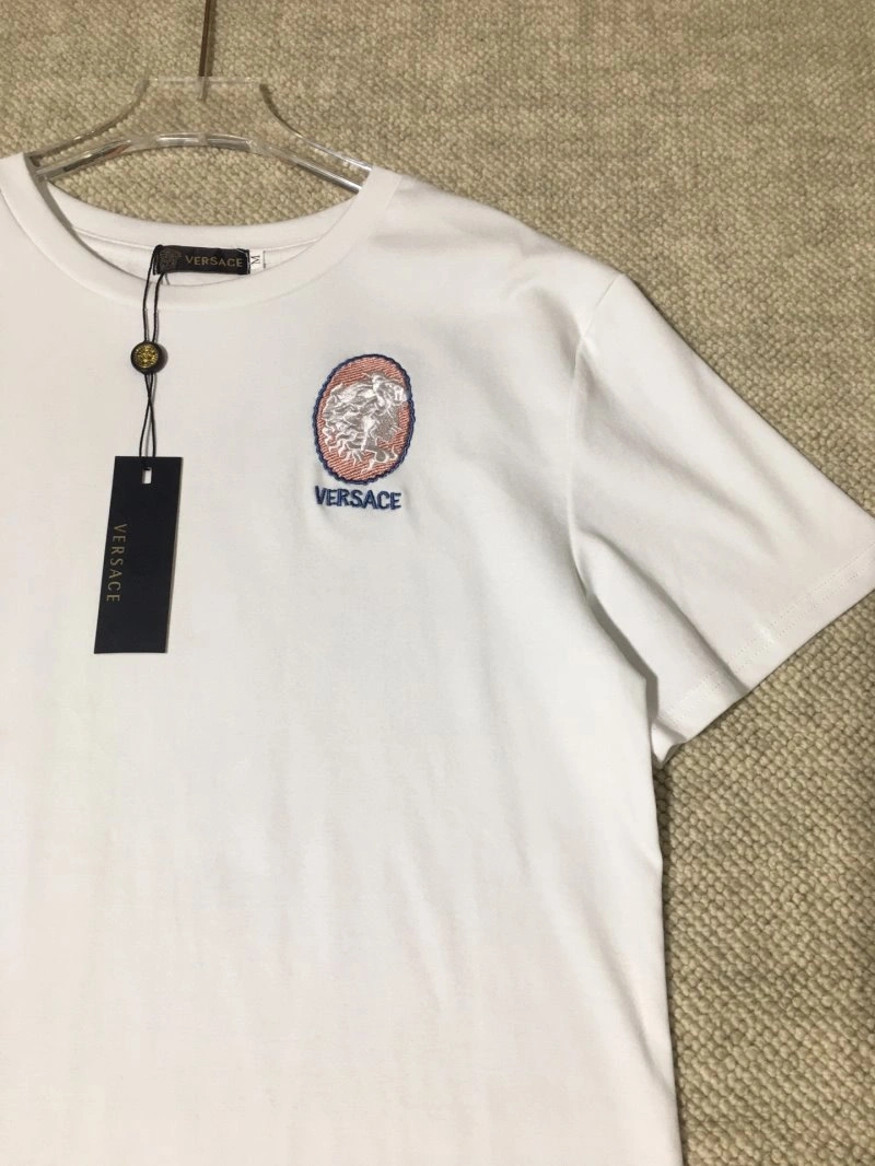 Versace T-Shirts Cozy 175027