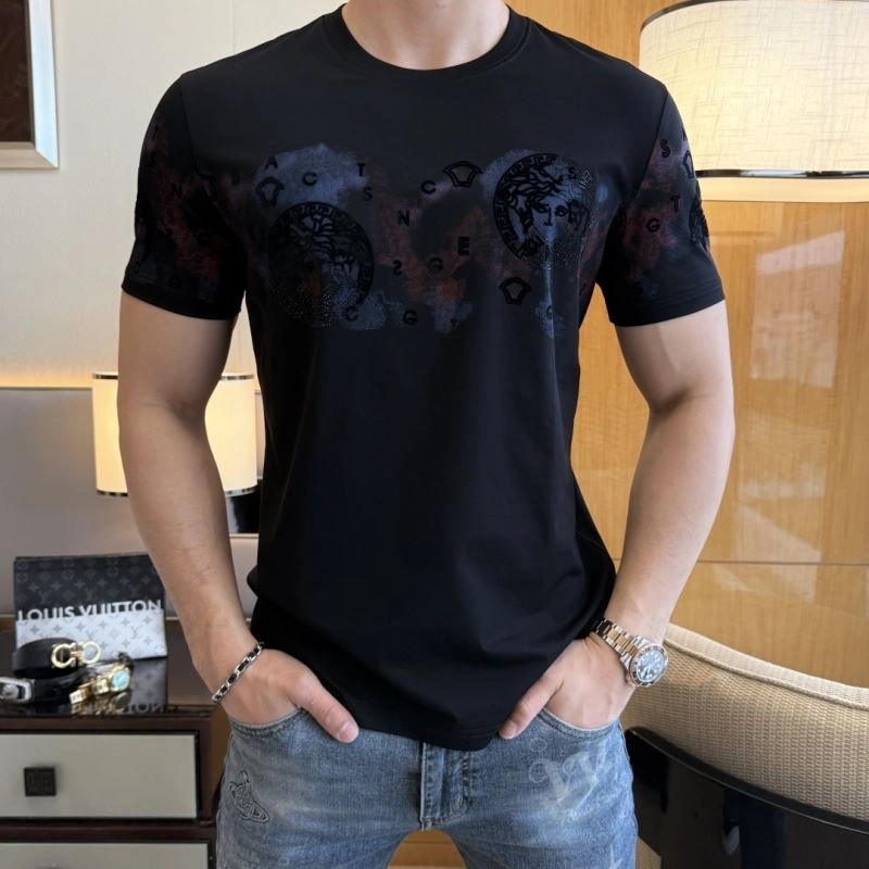 Sophisticated Versace T-Shirts 175245