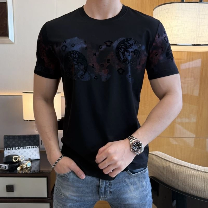 Sophisticated Versace T-Shirts 175245