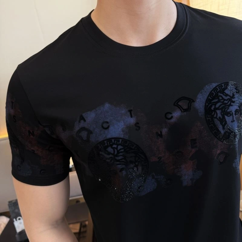 Sophisticated Versace T-Shirts 175245