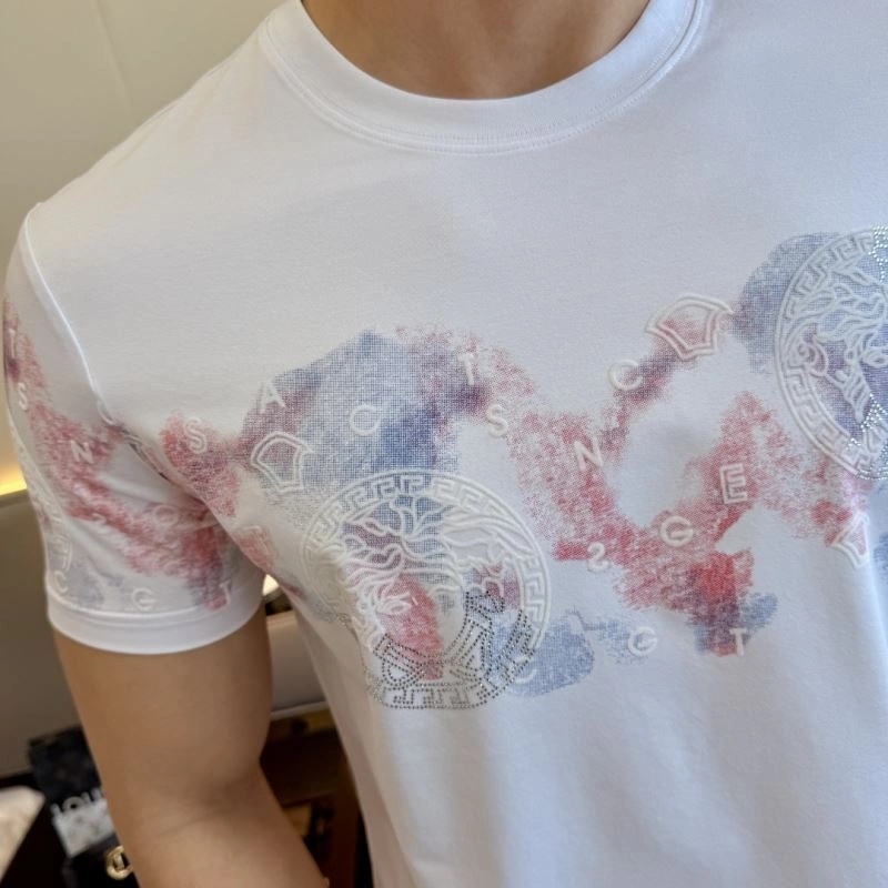Cozy Versace T-Shirts 175244