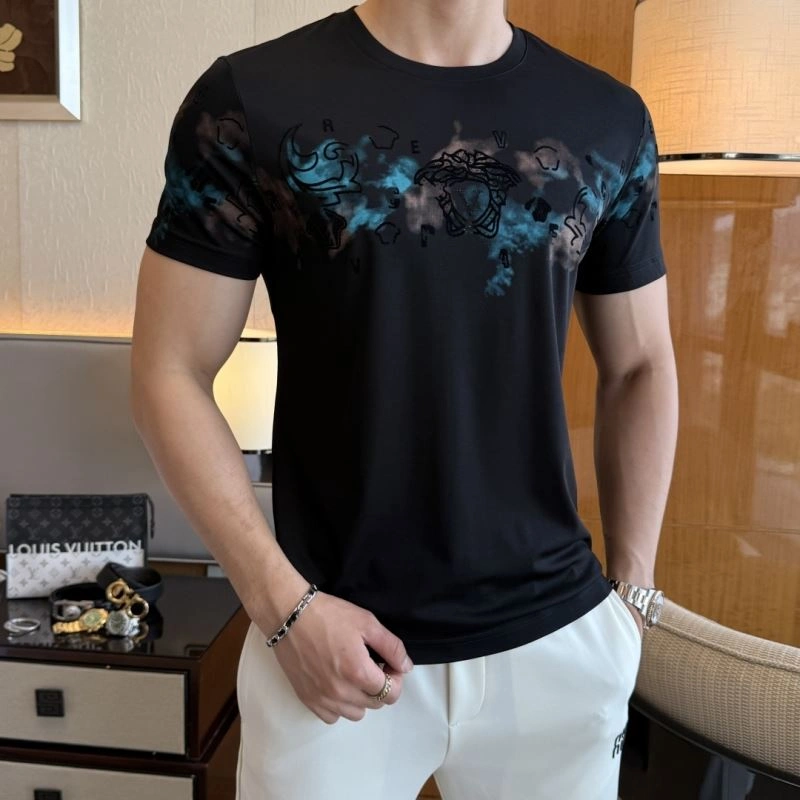 Sleek Versace T-Shirts 175241
