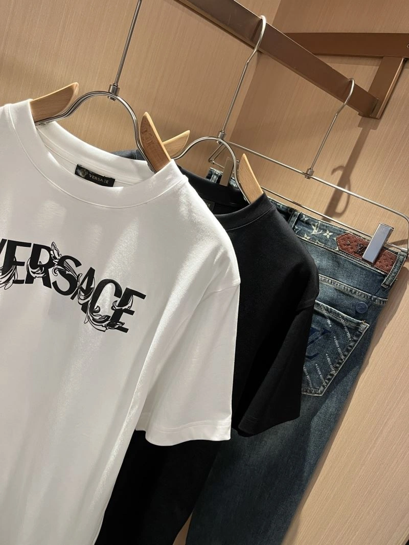 Versace T-Shirts Affordable 175262