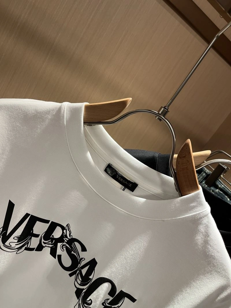 Versace T-Shirts Affordable 175262
