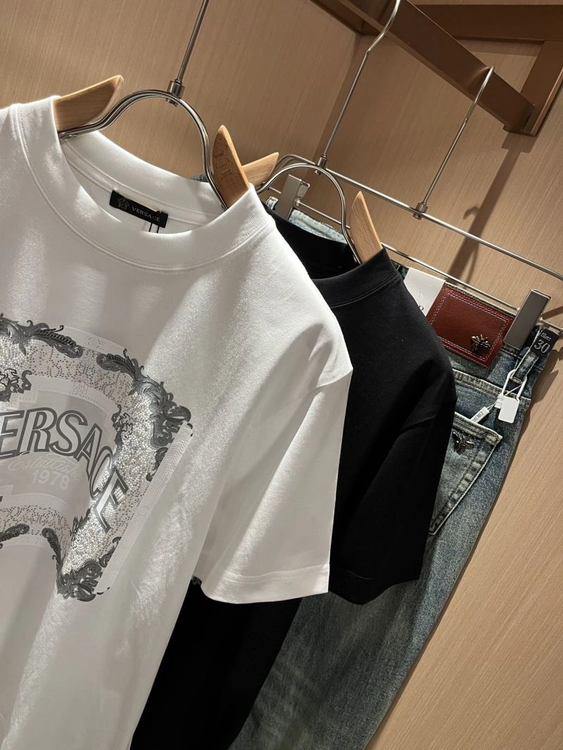 Trendy Versace T-Shirts 175228