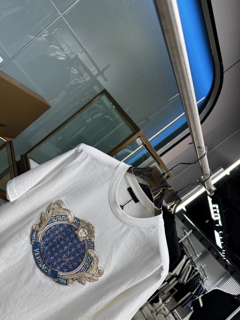 Versace T-Shirts HighPerformance 175220