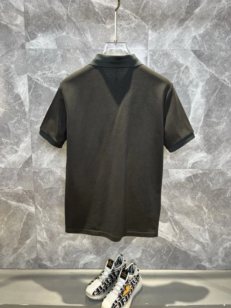 Supportive Versace T-Shirts 175193