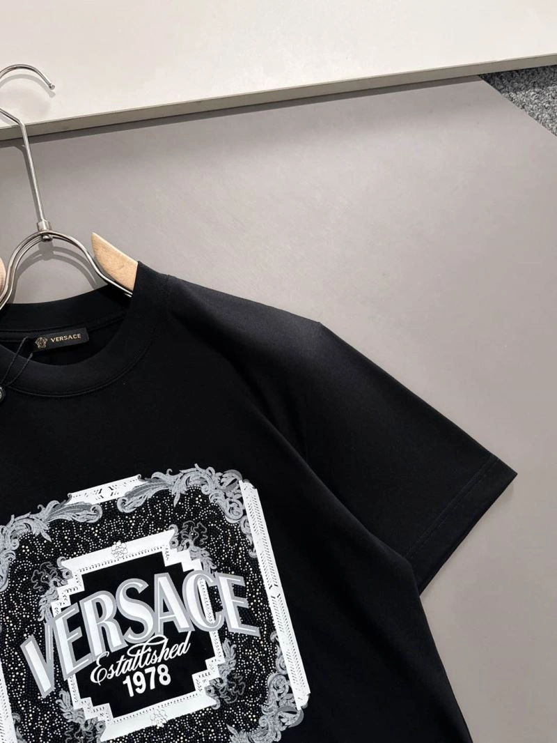 ComfortFit Versace T-Shirts 175186