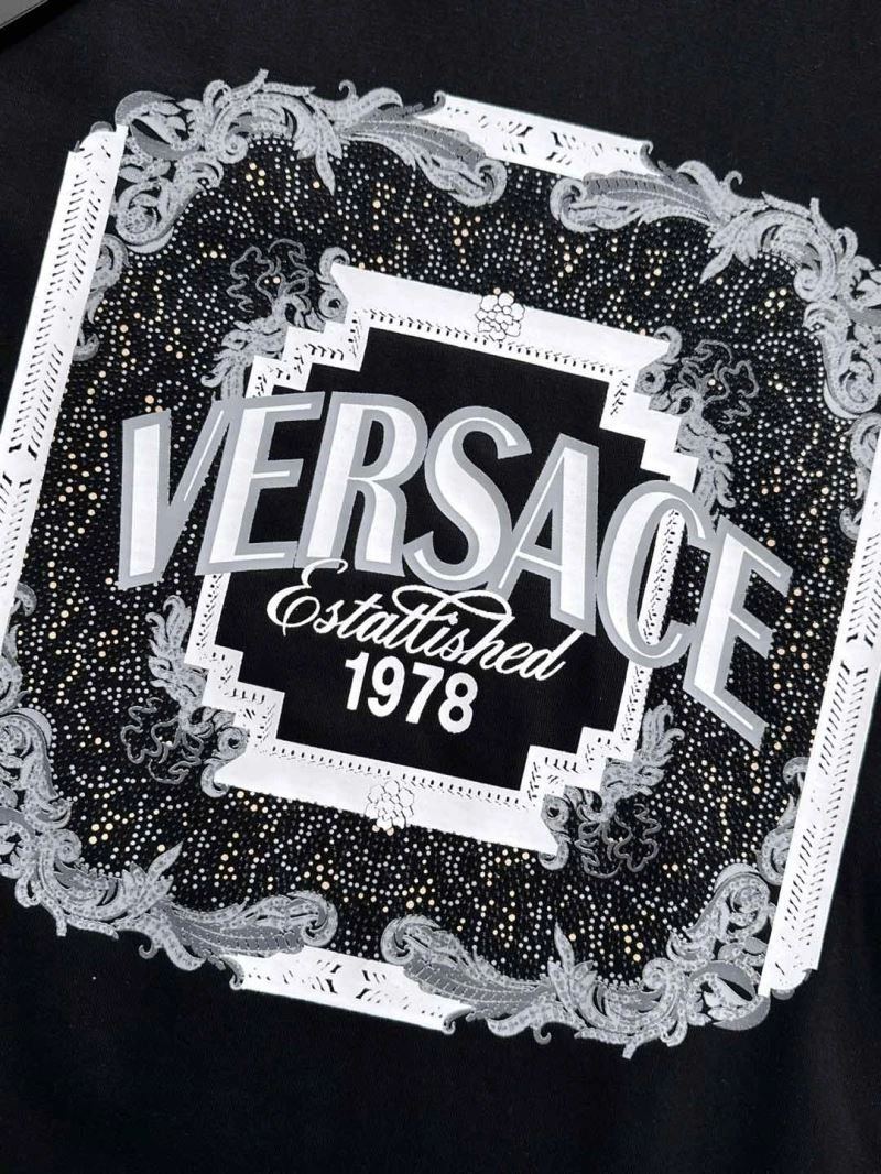 ComfortFit Versace T-Shirts 175186