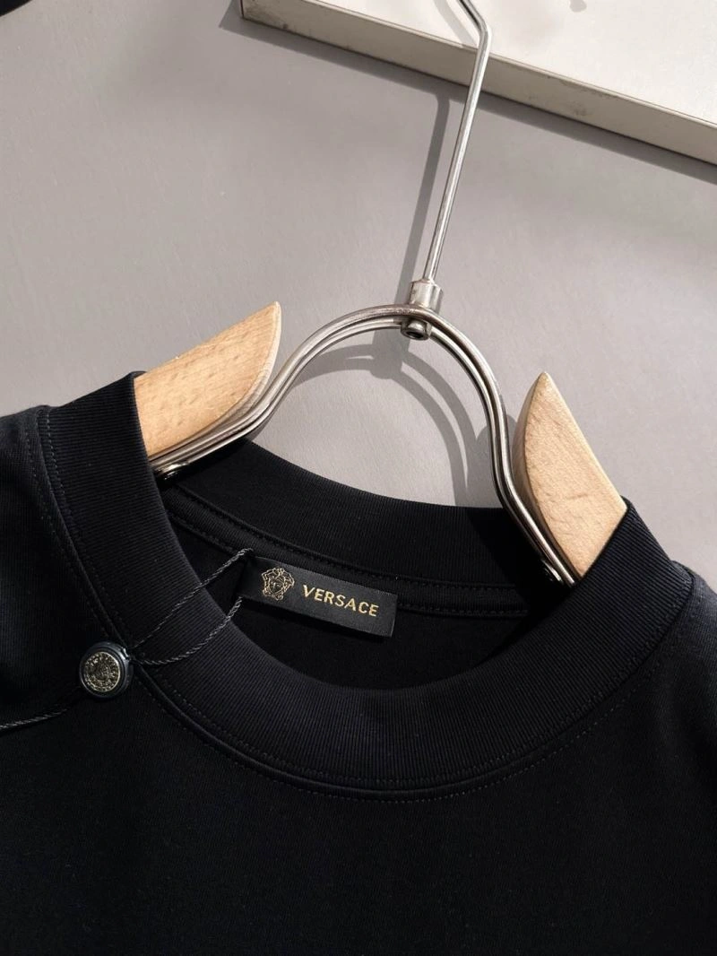 ComfortFit Versace T-Shirts 175186