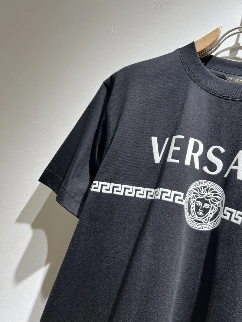 Fashionable Versace T-Shirts 175219