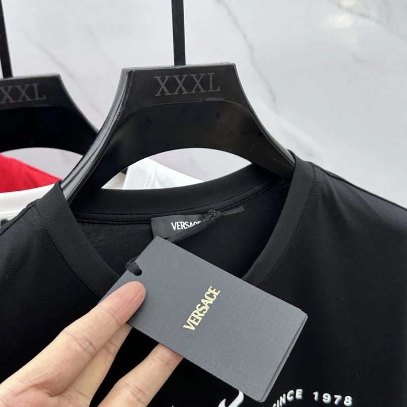 Snug Versace T-Shirts 175179