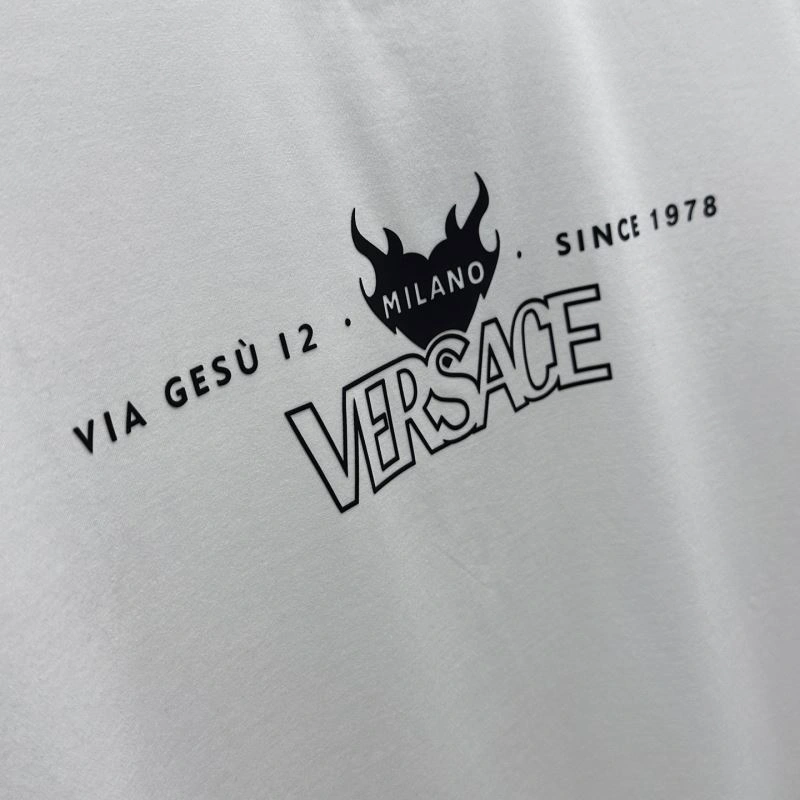 ModernLook Versace T-Shirts 175178