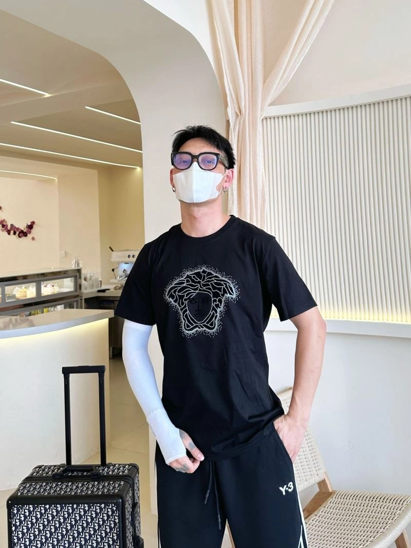 EyeCatching Versace T-Shirts 175169