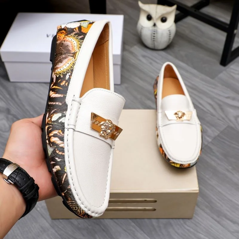 Versace Tods Shoes Classic 37149