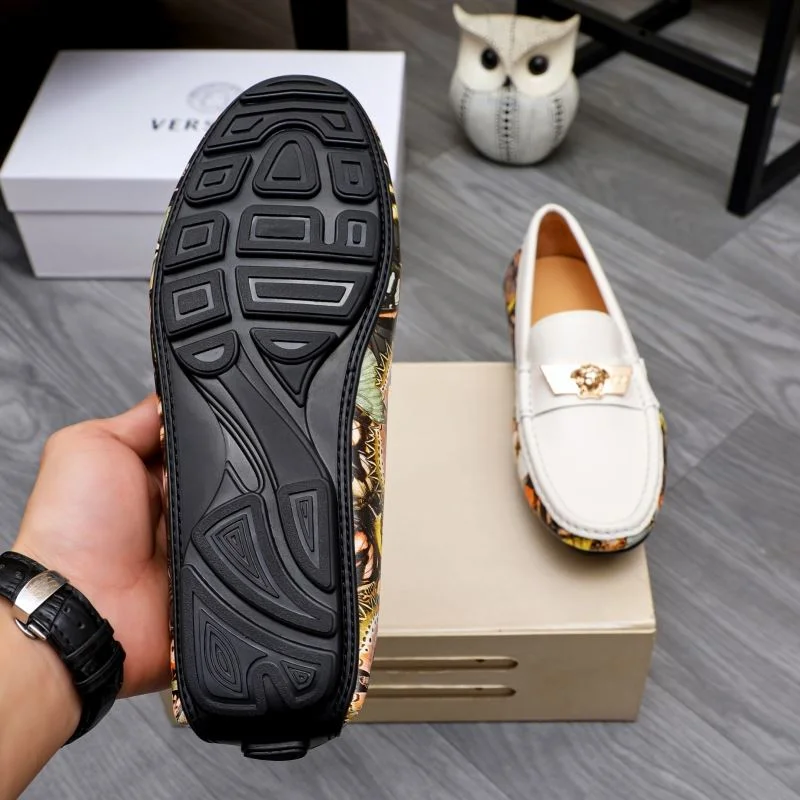 Versace Tods Shoes Classic 37149