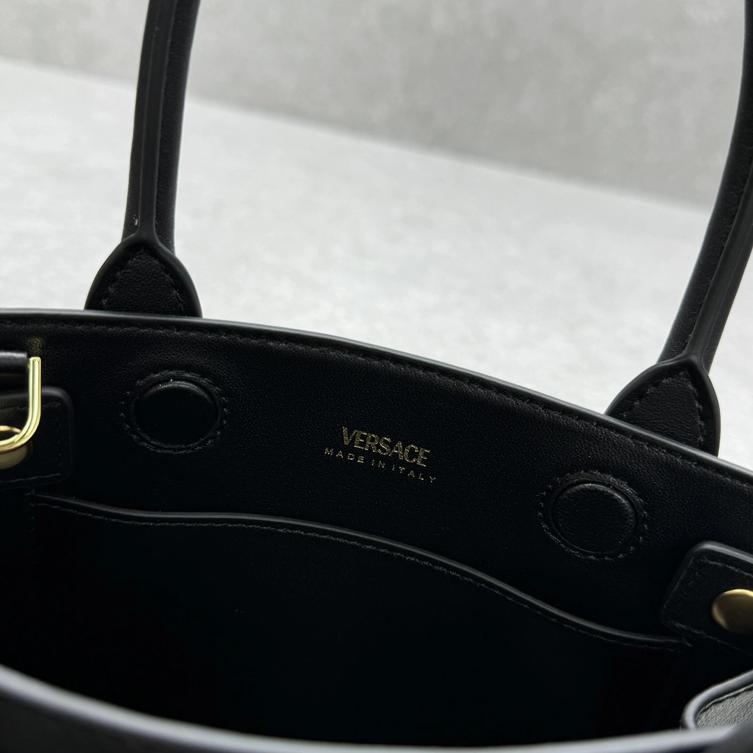Comfortable Versace Top Handle Bags 69470