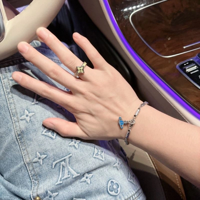 Classic Vivienne Westwood Bracelets 212775