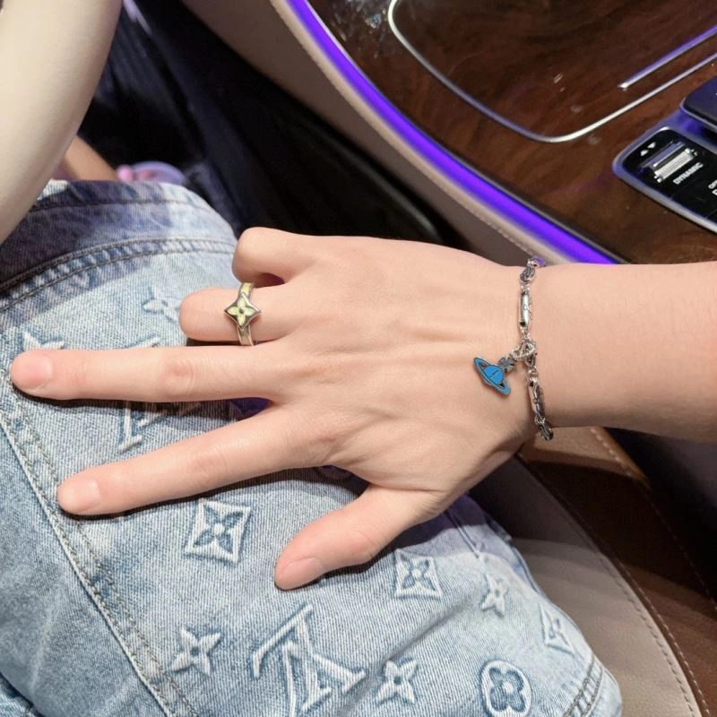 Classic Vivienne Westwood Bracelets 212775