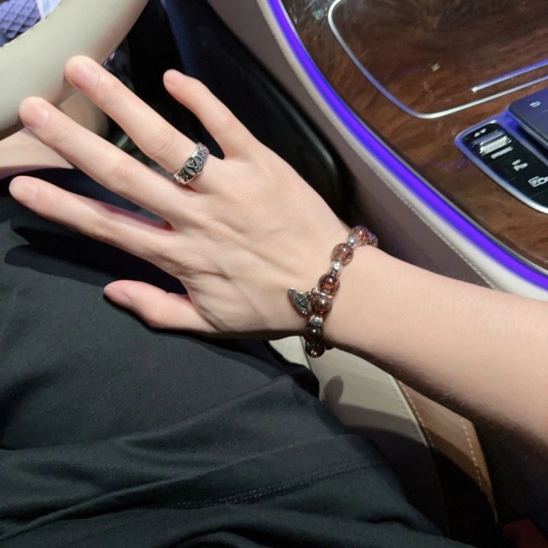 Elegant Vivienne Westwood Bracelets 212762