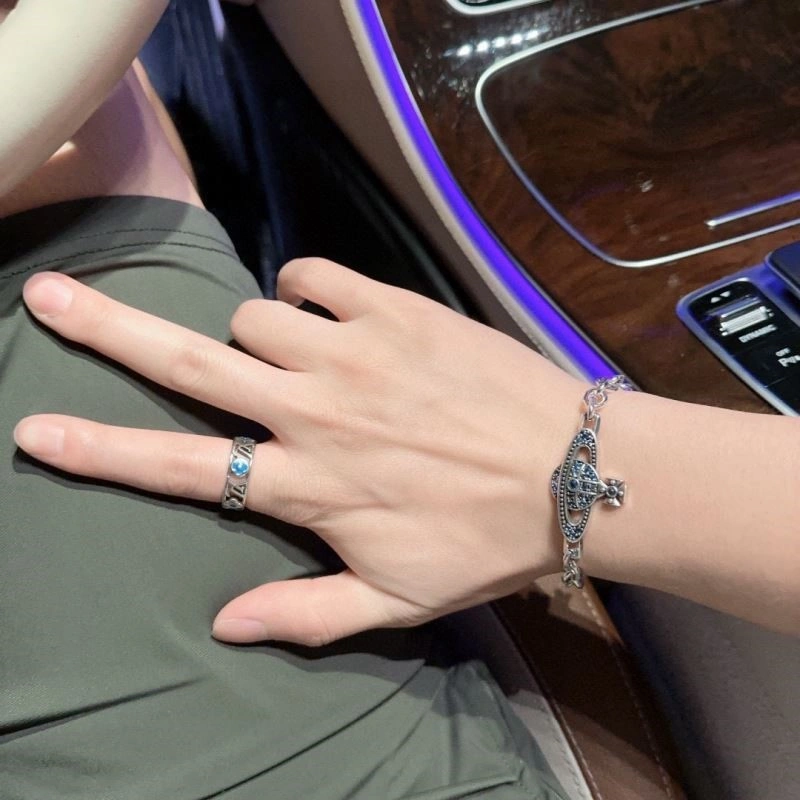 RelaxedFit Vivienne Westwood Bracelets 210269