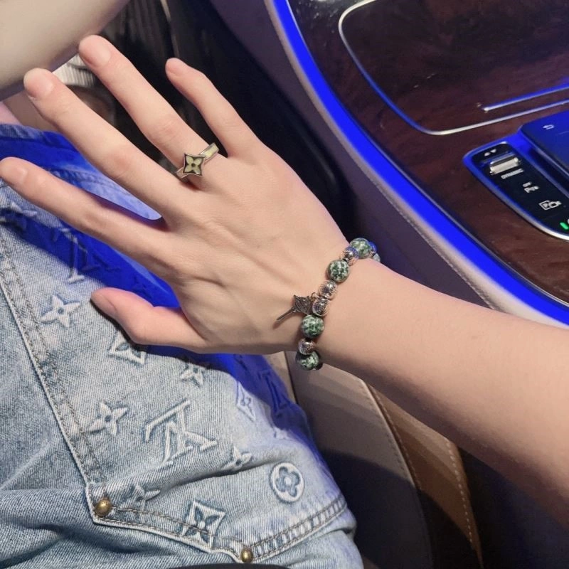 Lightweight Vivienne Westwood Bracelets 209584