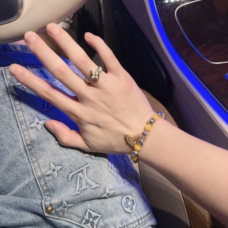 Trendsetting Vivienne Westwood Bracelets 209576