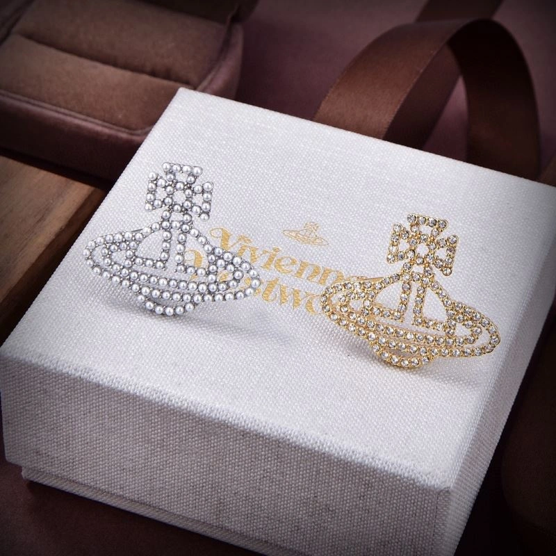 Sophisticated Vivienne Westwood Brooches 213587