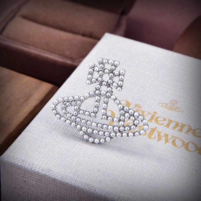 Sophisticated Vivienne Westwood Brooches 213587
