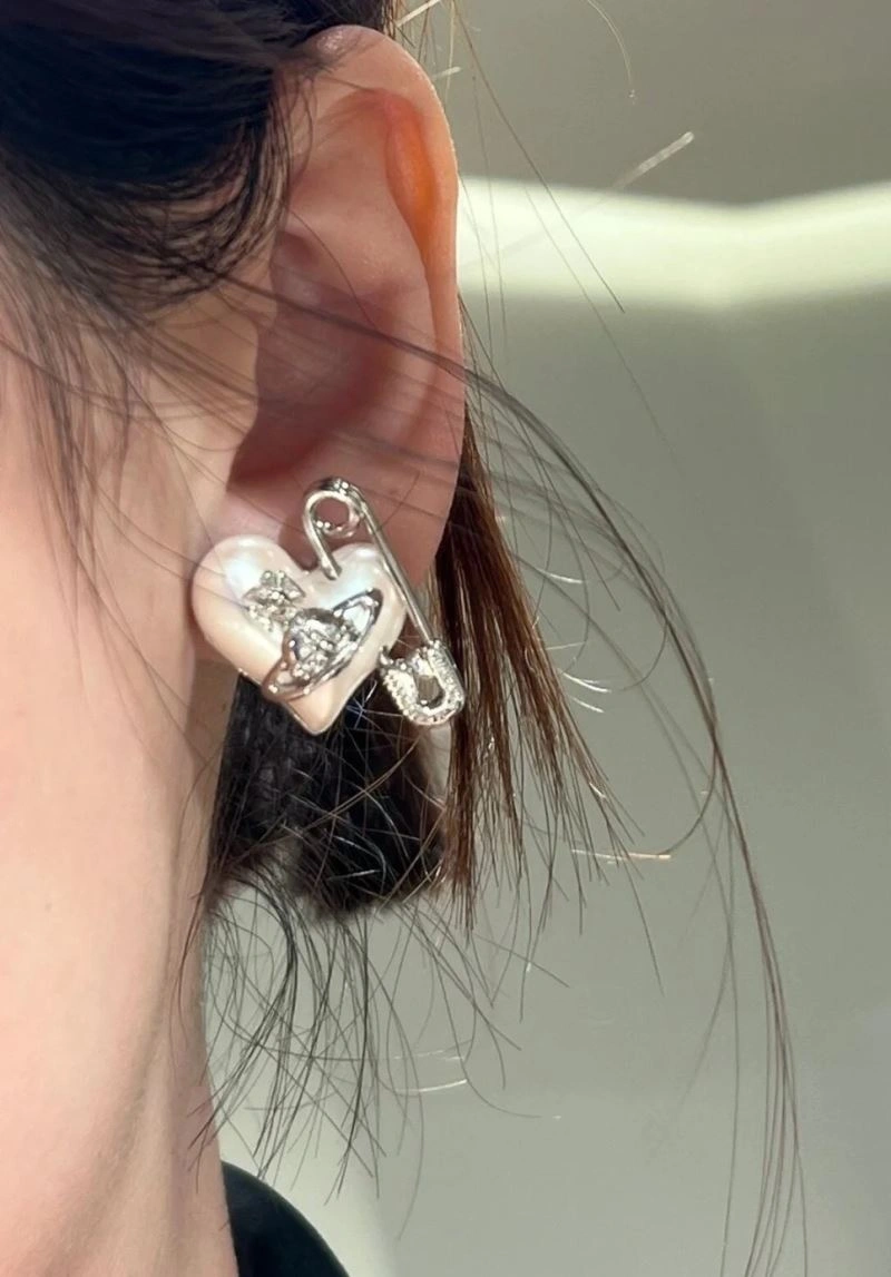 WellDesigned Vivienne Westwood Earrings 213162