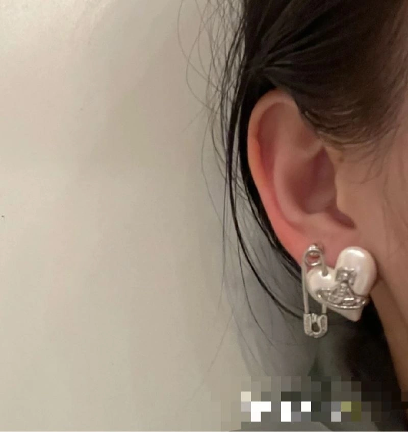 WellDesigned Vivienne Westwood Earrings 213162