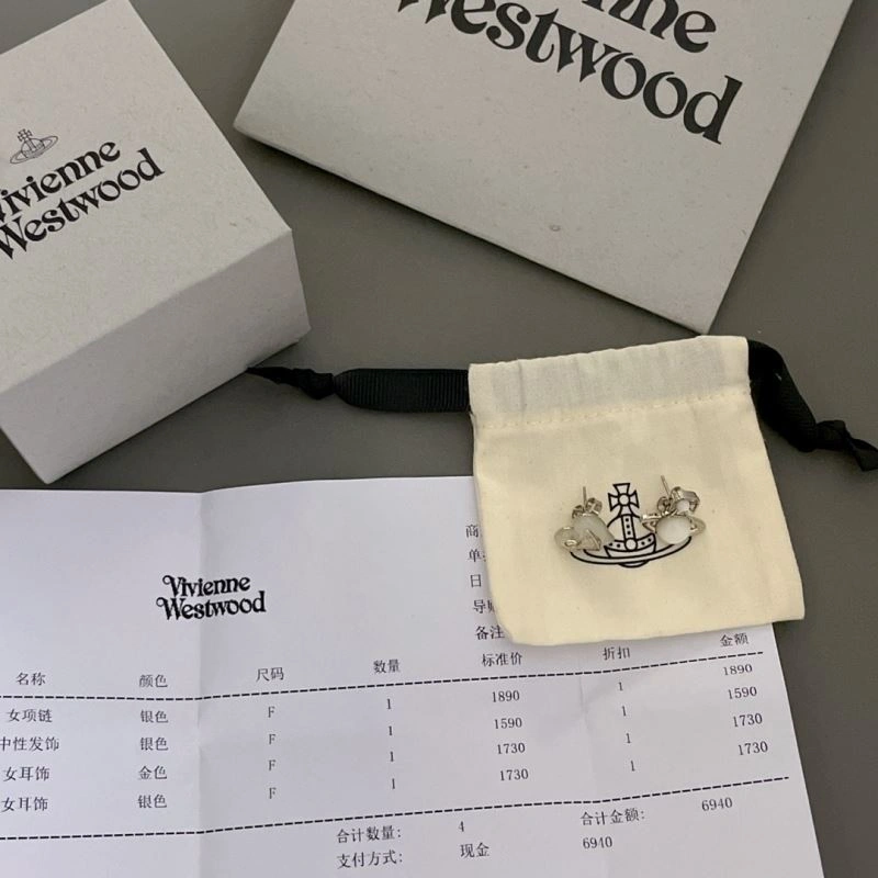 Effortless Vivienne Westwood Earrings 212752