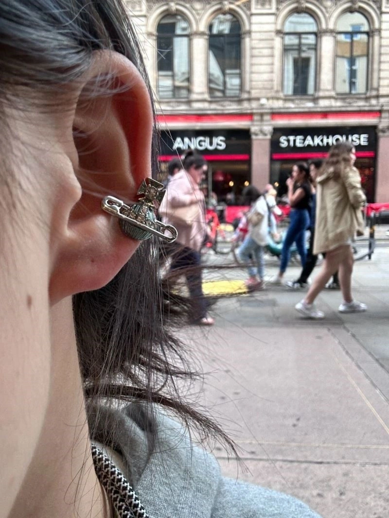 FreshLook Vivienne Westwood Earrings 210259