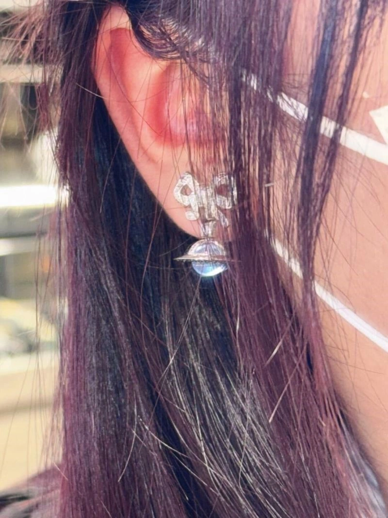 Fashionable Vivienne Westwood Earrings 208968