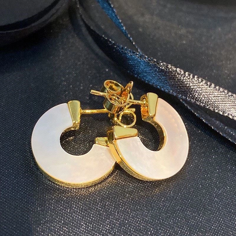 UrbanChic Vivienne Westwood Earrings 208326