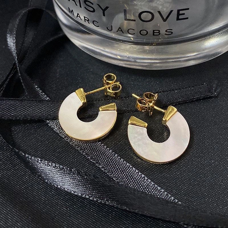 UrbanChic Vivienne Westwood Earrings 208326